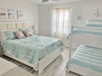 BR 3 Queen with twin bunk bed set with Bathroom